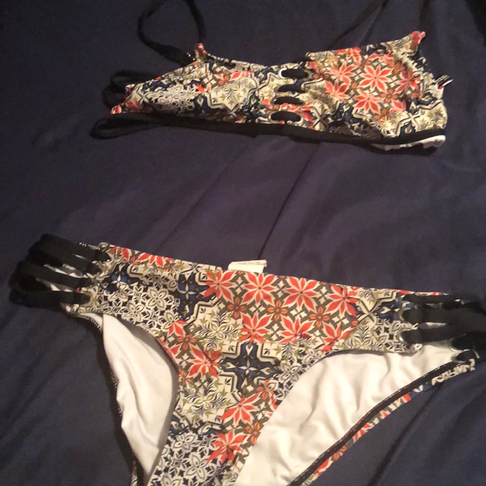 Bathing suit